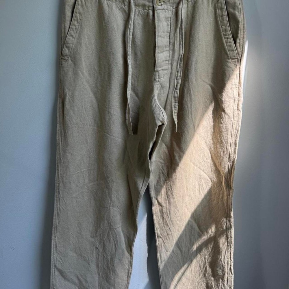 Banana Republic Tan linen pants with drawstring waist #linenlove #summer Men